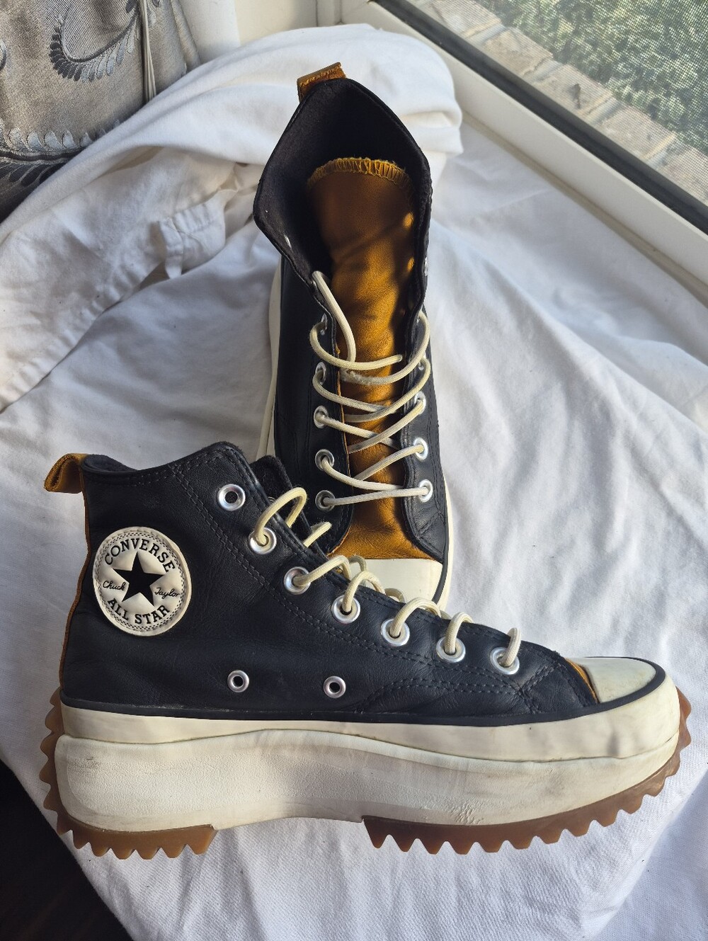 Converse Chuck Taylor Platform High Tops Black Leather Size 8